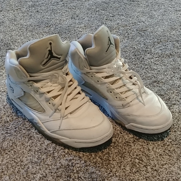 Jordan Other - Jordan 5 White Metallic
